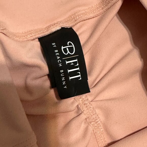 NWT-Fiona Leggings And Niko Sports Bra-B FIT by Beach Bunny Size 6 - Picture 10 of 14